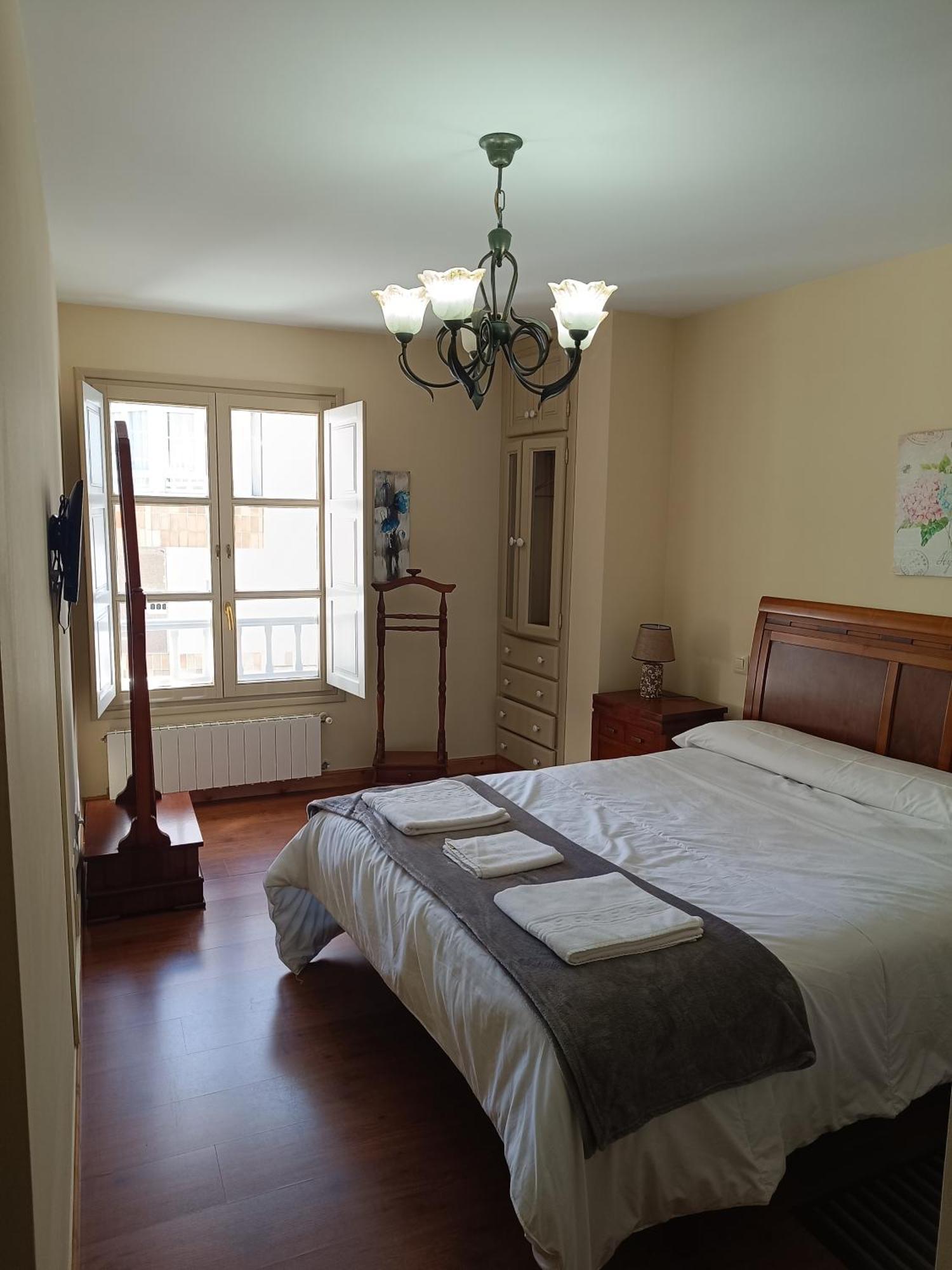 El Espolon Apartment Комилас Екстериор снимка